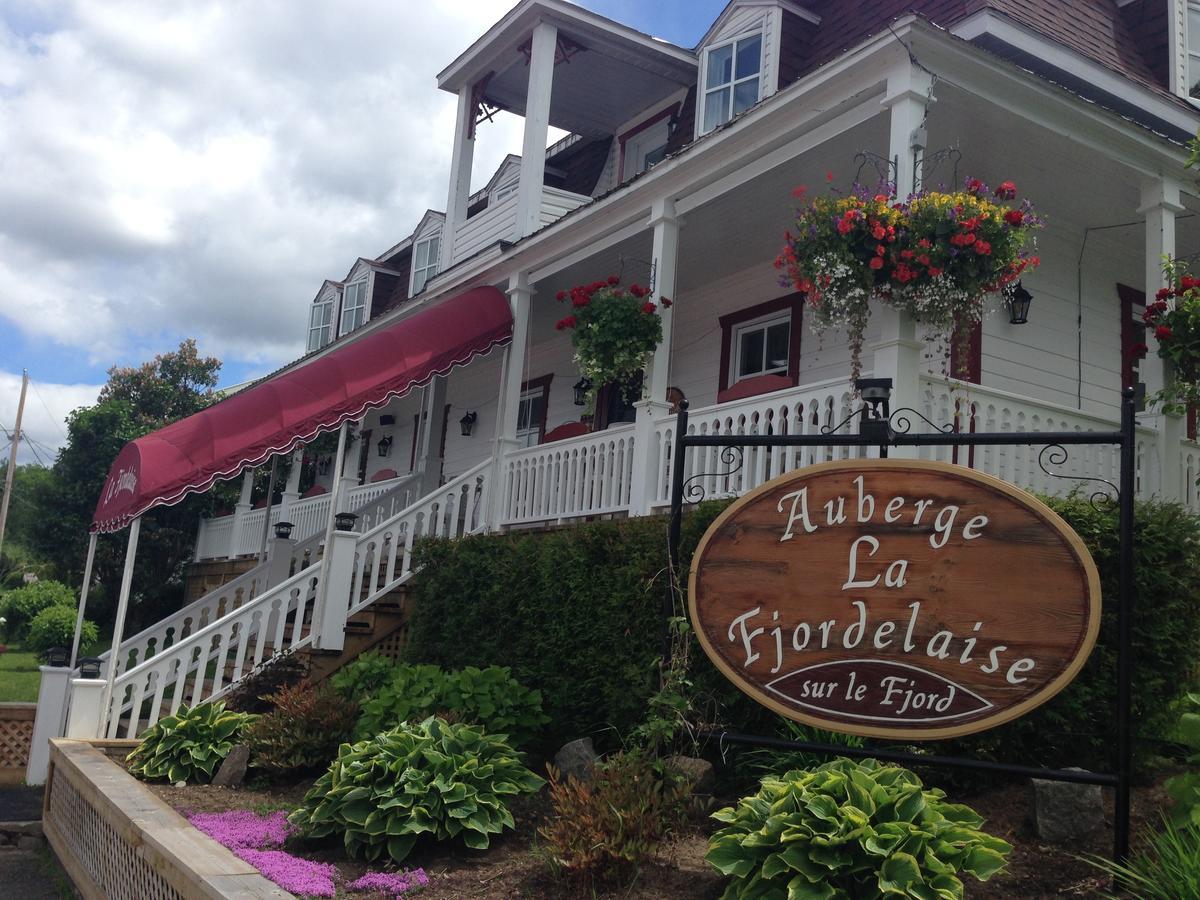 Auberge La Fjordelaise&la Rosalie LʼAnse-Saint-Jean Exterior foto